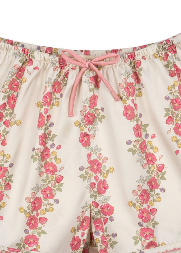 70ebd93f-7e94-4c07-9586-b8bf859b4953-4