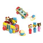 Деревянный поезд-каталка с животными (Coach pull toy) торг. марки "Vilac", арт. № 7736