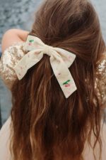 Заколка для волос (VELVET BOW PEARLY HAIR CLIP) торг. марки "Konges Slоjd", арт. № KS103208, материал: 80% полиэстр, 15% металл, 5% стекло / ONESIZE
