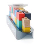 Деревянный корабль контейнеровоз "Жюль Верн" с набором контейнеров (Jules Verne Container-ship) торг. марки "Vilac"