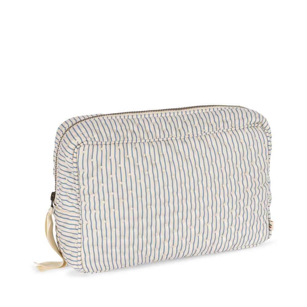 Сумочка для косметических средств или наборов для личной гигиены (BIG QUILTED TOILETRY BAG) торг. марки "Konges Slоjd", арт. № KS103725, материал: 100 / ONESIZE